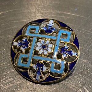 LARGE ANTIQUE CHAMPLEVE ENAMEL BUTTON PIERCED W/ DAISY INTRICATE DESIGN